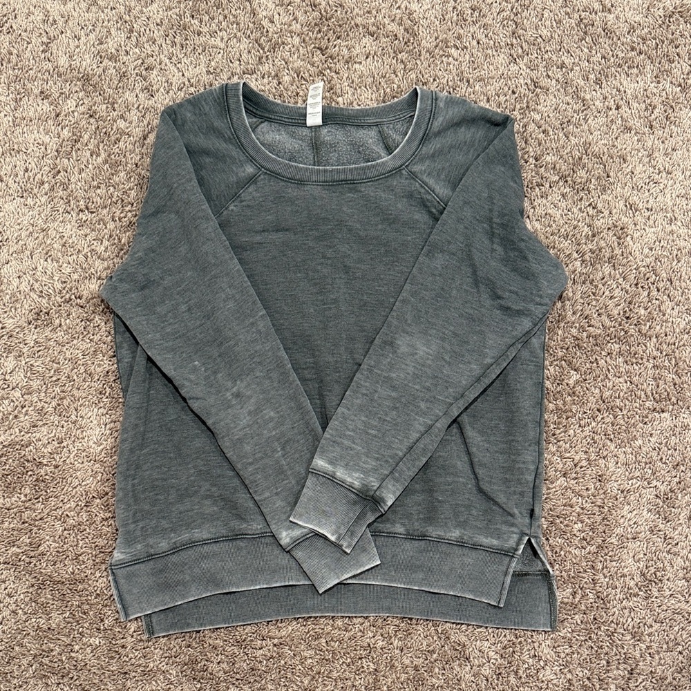 Balance Collection Washed Charcoal Gray Crewneck Sweatshirt